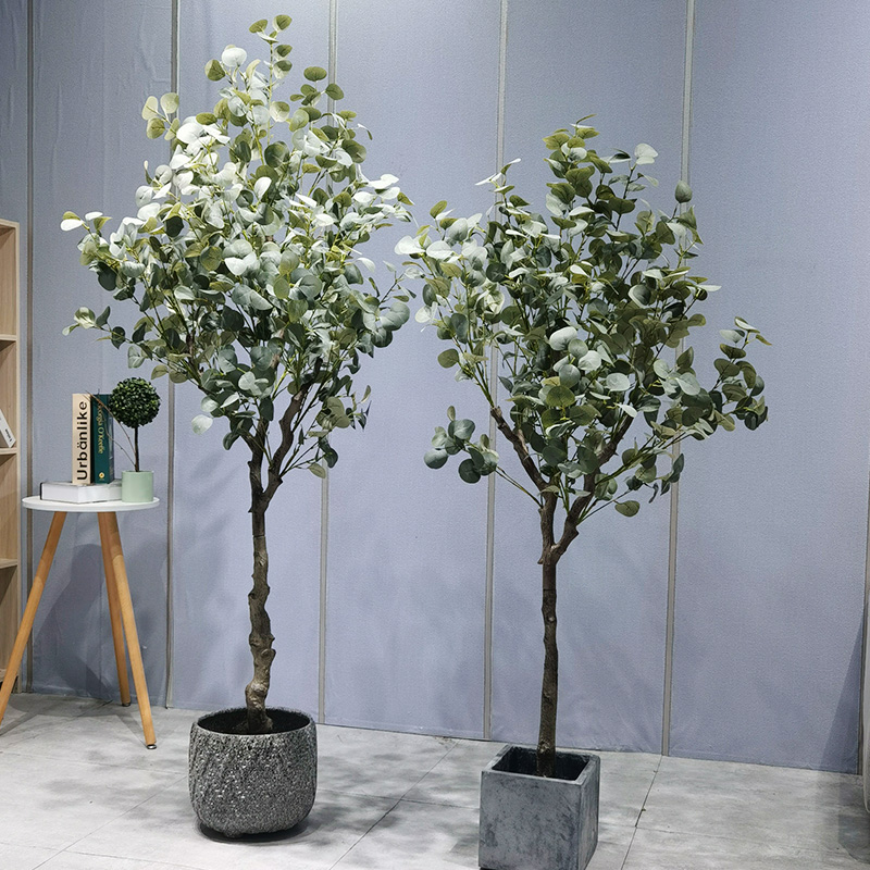 Prix ​​d\'usine Green Plant Bonsaï Bonsaï Eco-Friendly Artificiel Eucalyptus Tree pour le fournisseur de jardin Décor de mariage DÉCORATION DES JARDINGS